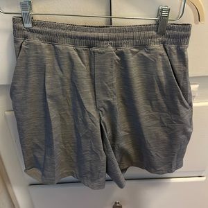 Lululemon pace breaker shorts